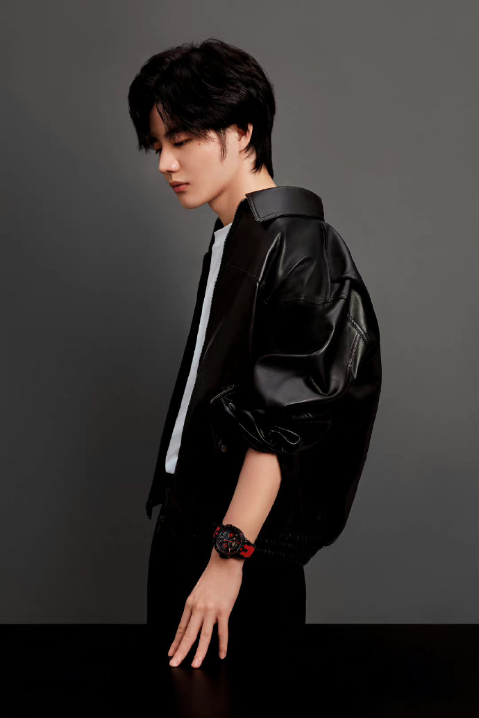  Scout回归赛场，突破纪录首场状态亮眼，雄鹿观众沸腾！